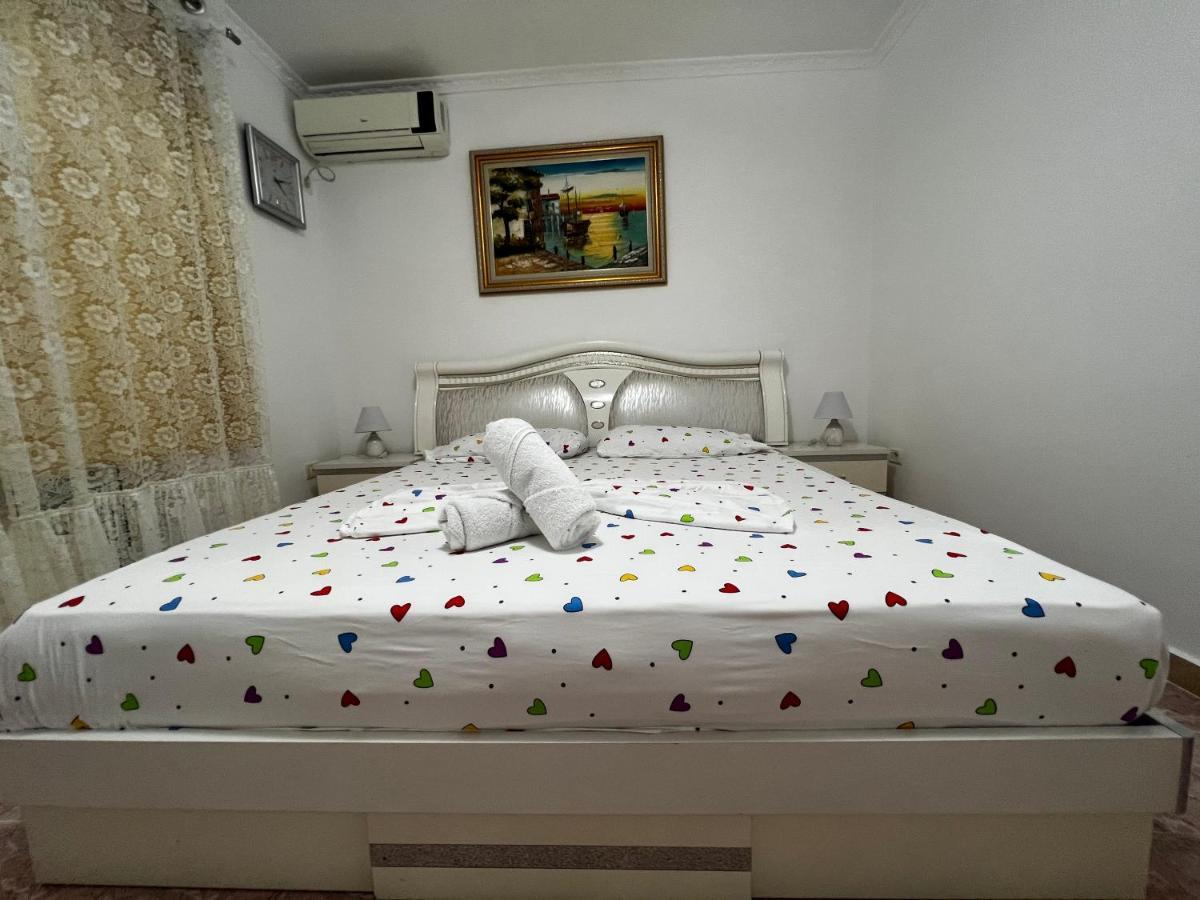 Boulevard Apartment Tirana Exterior foto