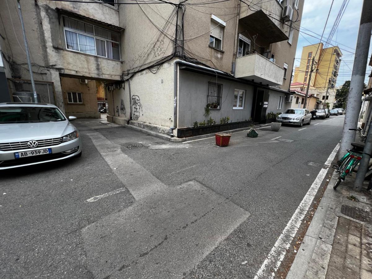 Boulevard Apartment Tirana Exterior foto